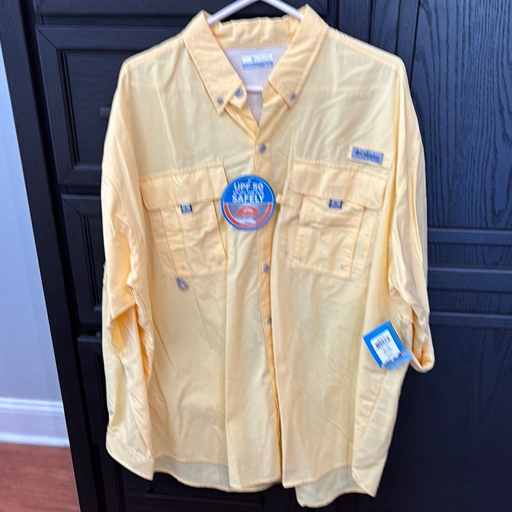 Columbia Light Yellow Button-Up Shirt